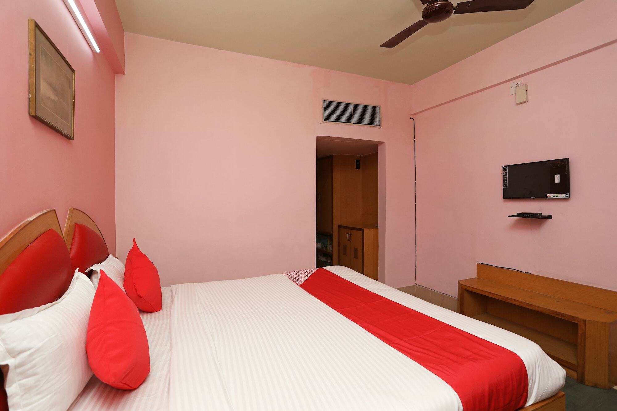 Hotel Keshari Bhubaneswar Esterno foto