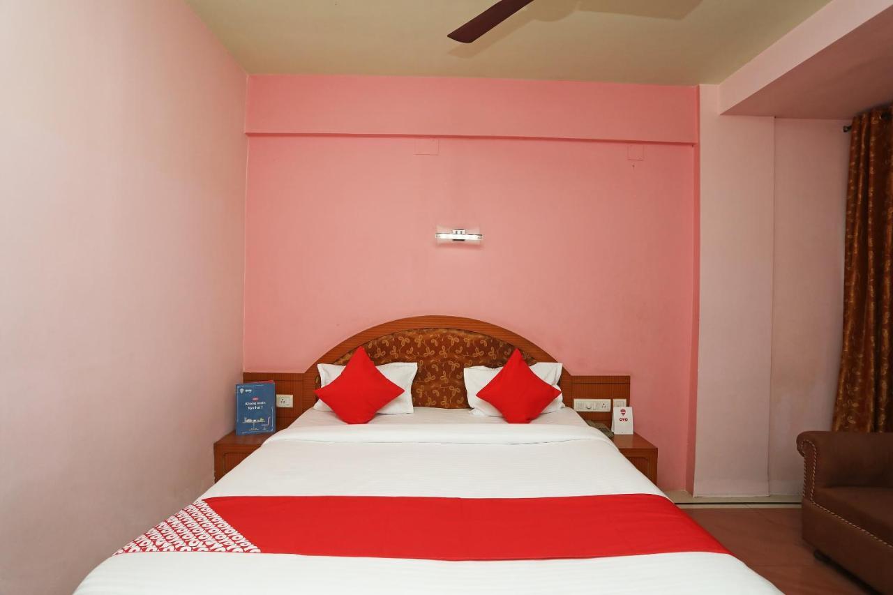Hotel Keshari Bhubaneswar Esterno foto
